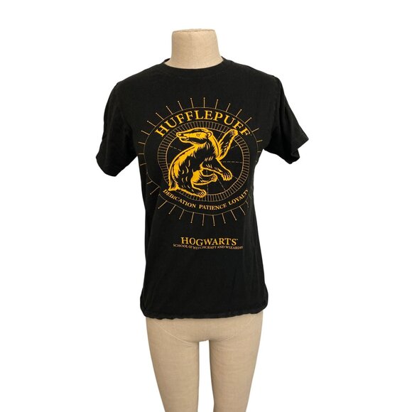Harry Potter Hufflepuff Graphic T-Shirt S - Picture 1 of 4